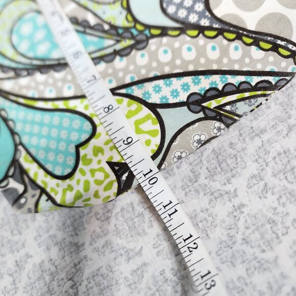 Thirty-One Green Paisley Zipper Pouch - Picture 5 of 5